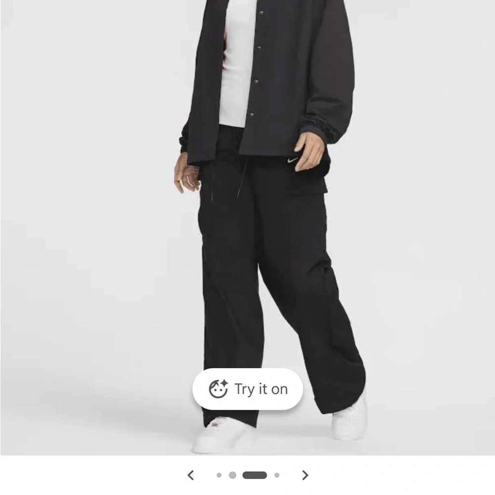 Nike Women's Sportswear Essential Oversized UV Coaches' Jacket in Black Large - Picture 7 of 15